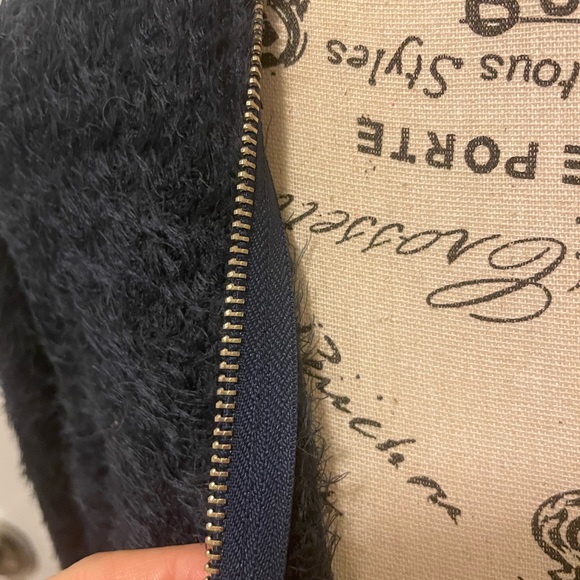 Creation XXL navy fuzzy eyelash sweater with zip on the neckline - Picture 9 of 13